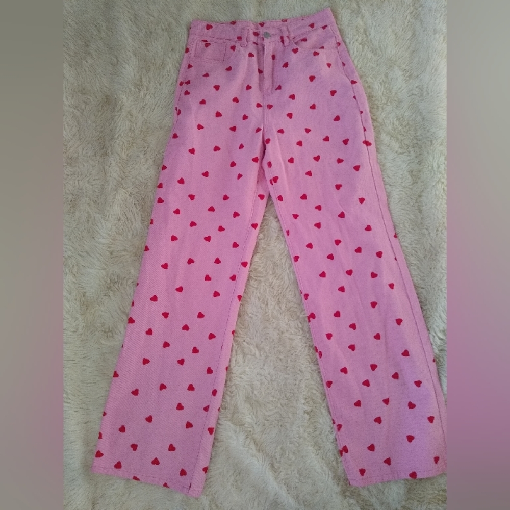 SHEIN Pink Straight Leg Jeans with Red Heart Print